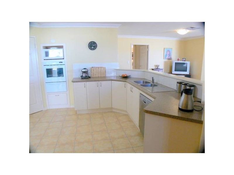 22 Tindal Avenue, Yangebup WA 6164