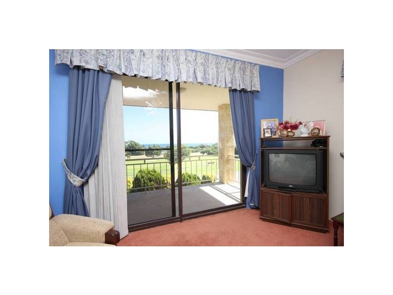 10 Howick Court, Coogee WA 6166