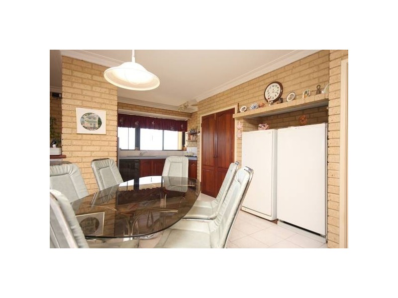 10 Howick Court, Coogee WA 6166