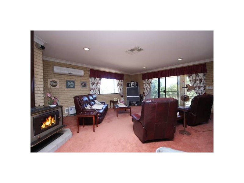 10 Howick Court, Coogee WA 6166