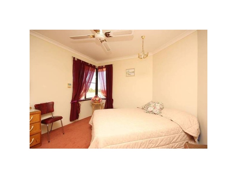 10 Howick Court, Coogee WA 6166