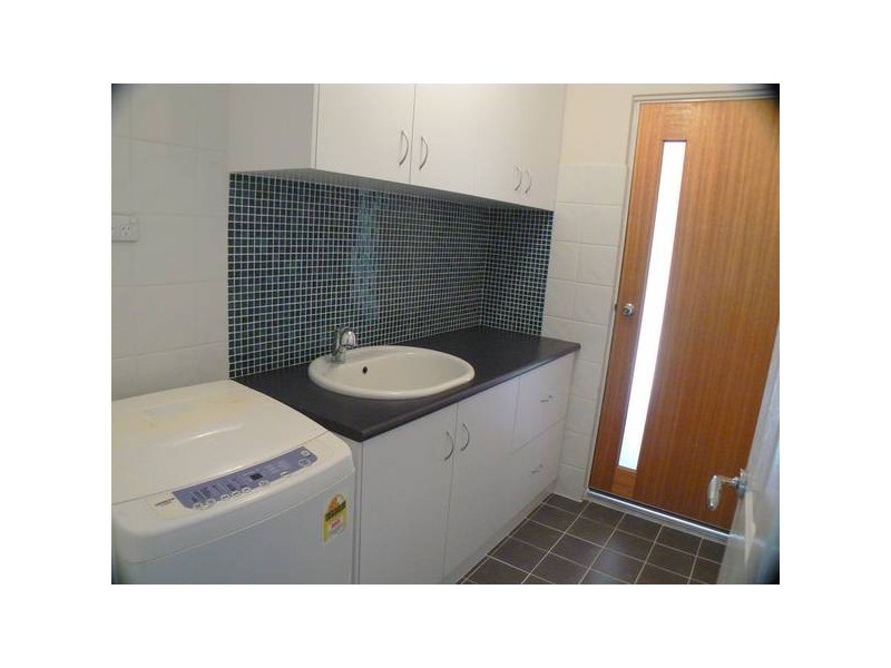 21 Bondini Way, Bibra Lake WA 6163