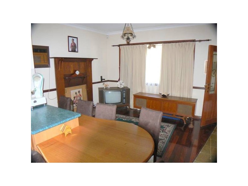 10 Visser Street, Coolbellup WA 6163