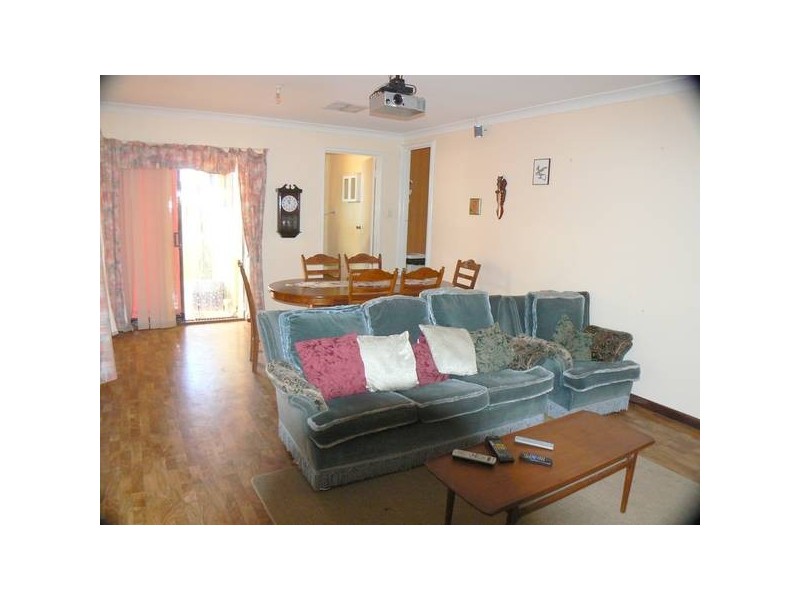 10 Visser Street, Coolbellup WA 6163