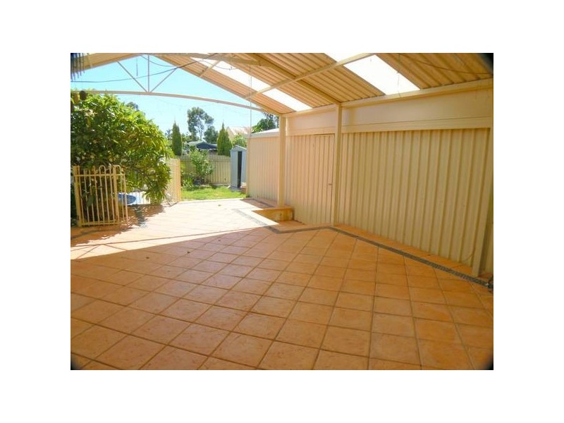 10 Visser Street, Coolbellup WA 6163