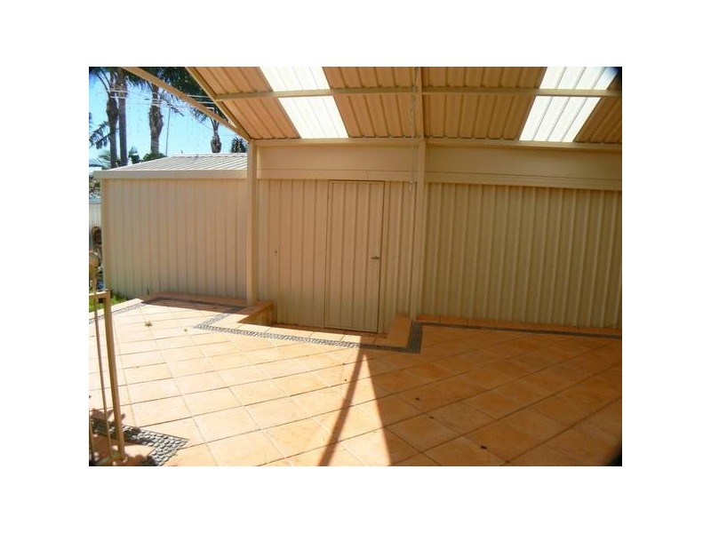 10 Visser Street, Coolbellup WA 6163