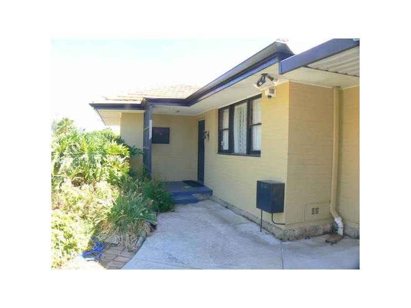 10 Visser Street, Coolbellup WA 6163