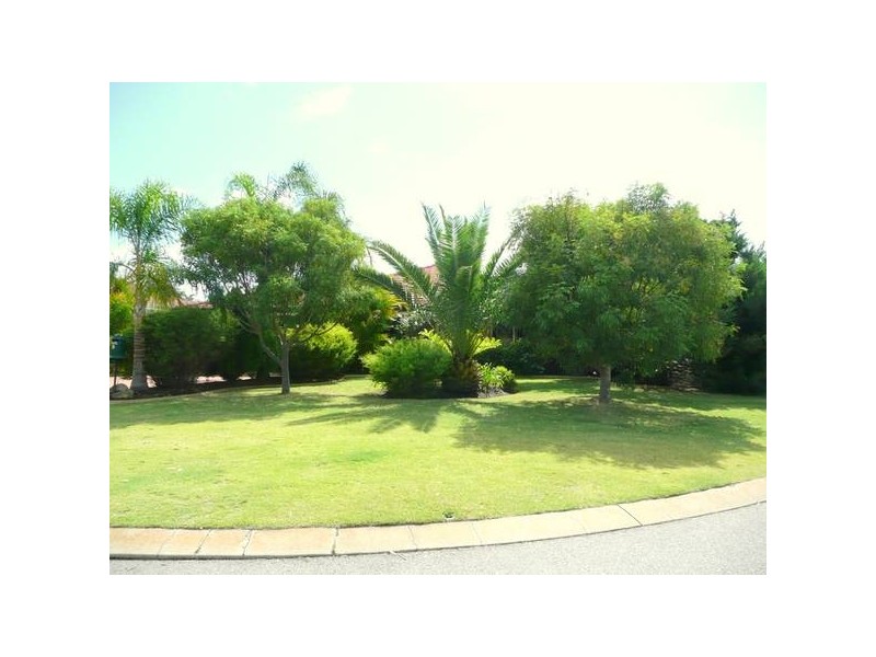 9 Dreier Court, Atwell WA 6164