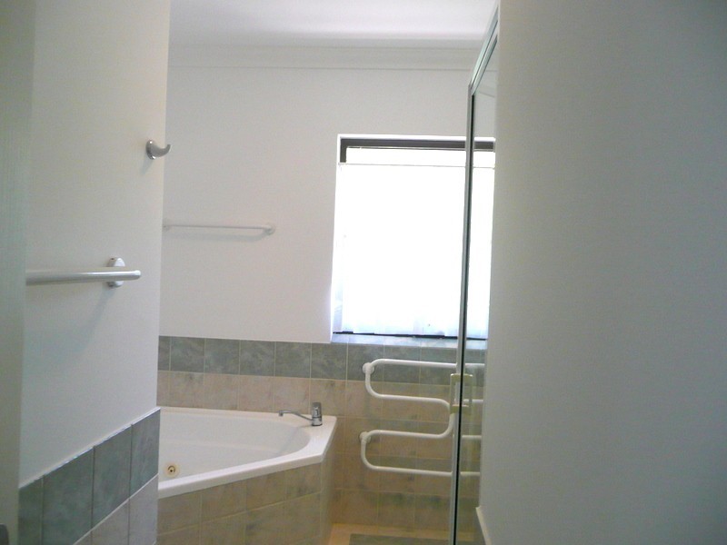 25 Sunland Avenue, Mandurah WA 6210