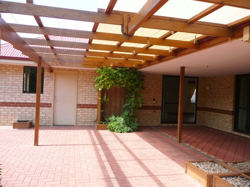 25 Sunland Avenue, Mandurah WA 6210