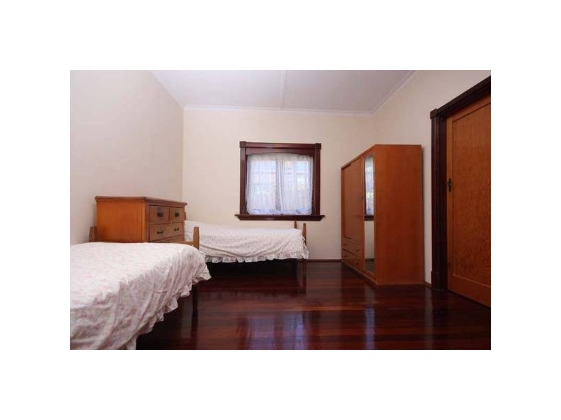 35 Harvest Road, North Fremantle WA 6159