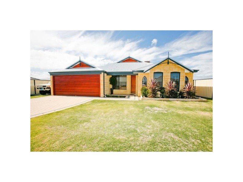 15 Covington Loop, Success WA 6164