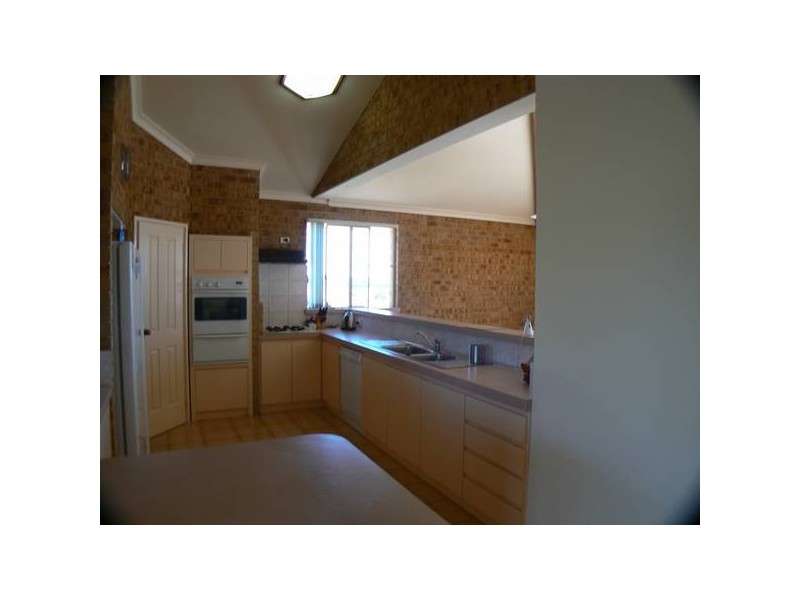 13 Hayward Parade, Coogee WA 6166