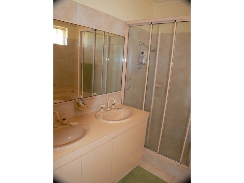 13 Hayward Parade, Coogee WA 6166