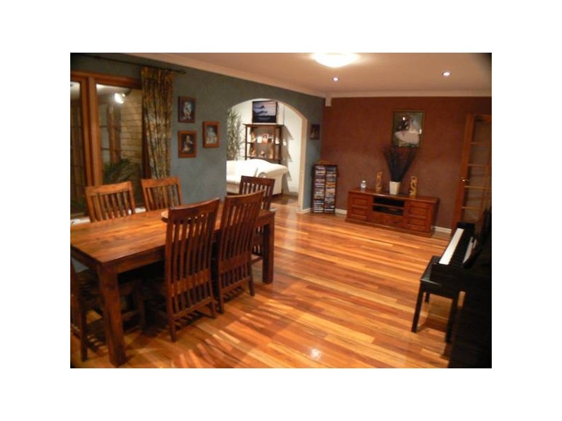 110 Bibra Drive, Bibra Lake WA 6163