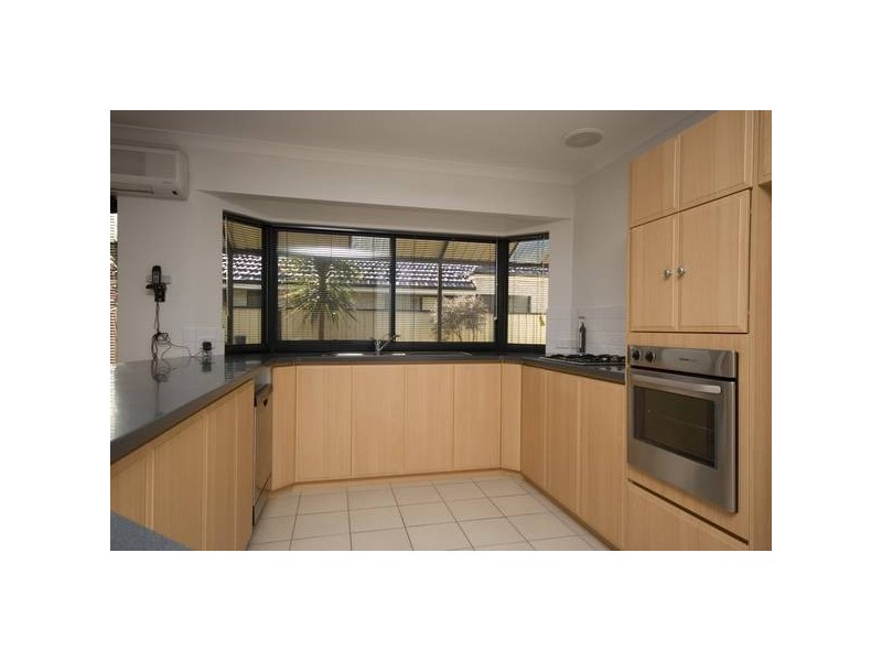 12 Caridean Way, Hammond Park WA 6164