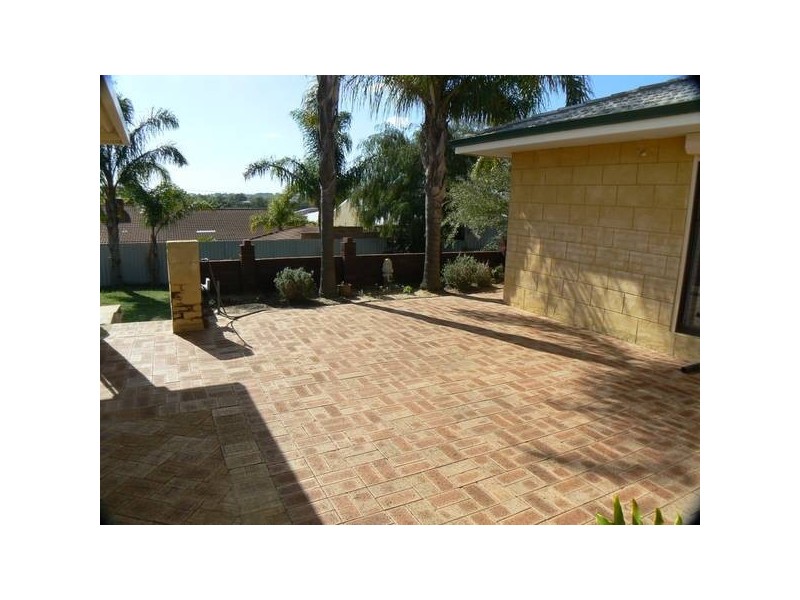 64 Newton Street, Spearwood WA 6163