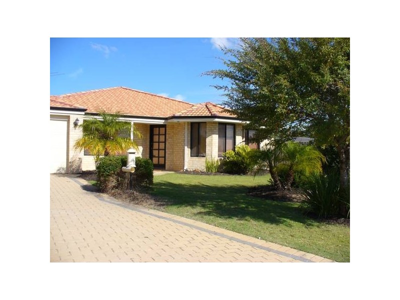 33 Roche Way, Beeliar WA 6164