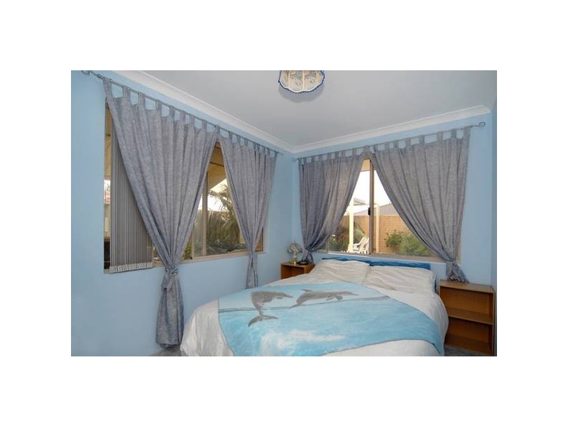4 Ranunculus Court, Beeliar WA 6164