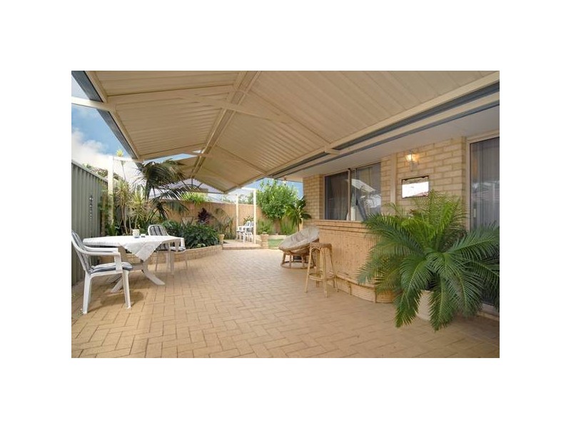 4 Ranunculus Court, Beeliar WA 6164