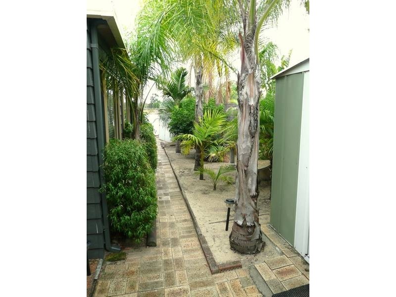 3 Binney Rise, South Lake WA 6164