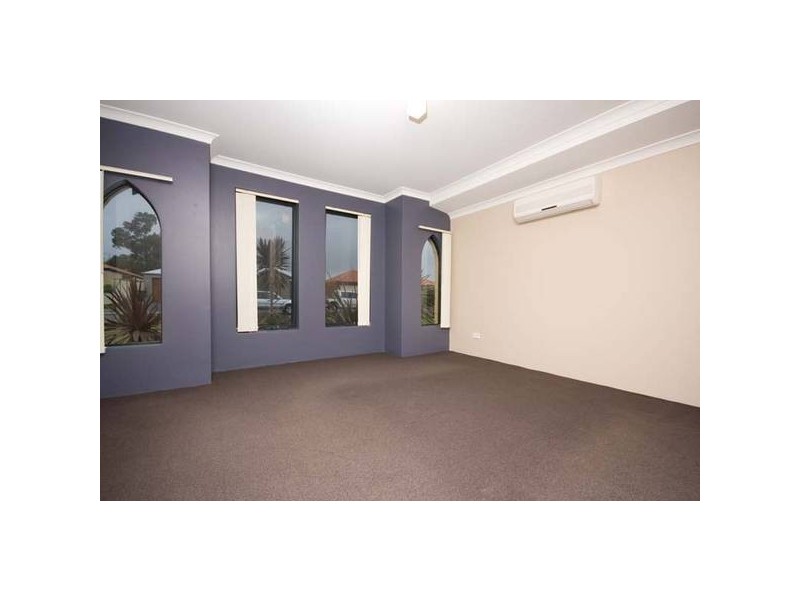 7 Montgomery Drive, Success WA 6164