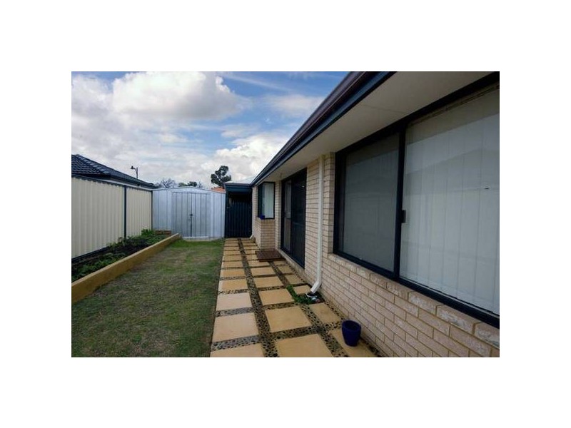 7 Montgomery Drive, Success WA 6164
