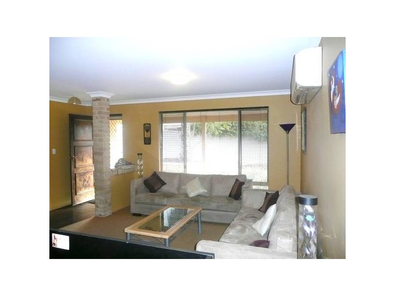 11B Cestrum Rise, South Lake WA 6164