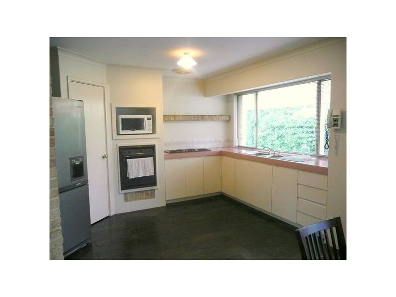 11B Cestrum Rise, South Lake WA 6164