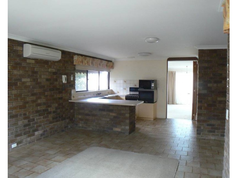 8 The Ridge, Yangebup WA 6164