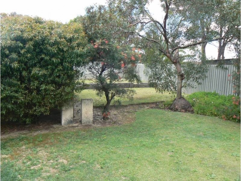 8 The Ridge, Yangebup WA 6164
