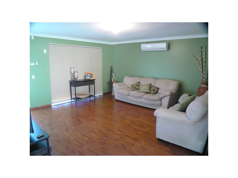 12 Magnolia Gardens, Yangebup WA 6164