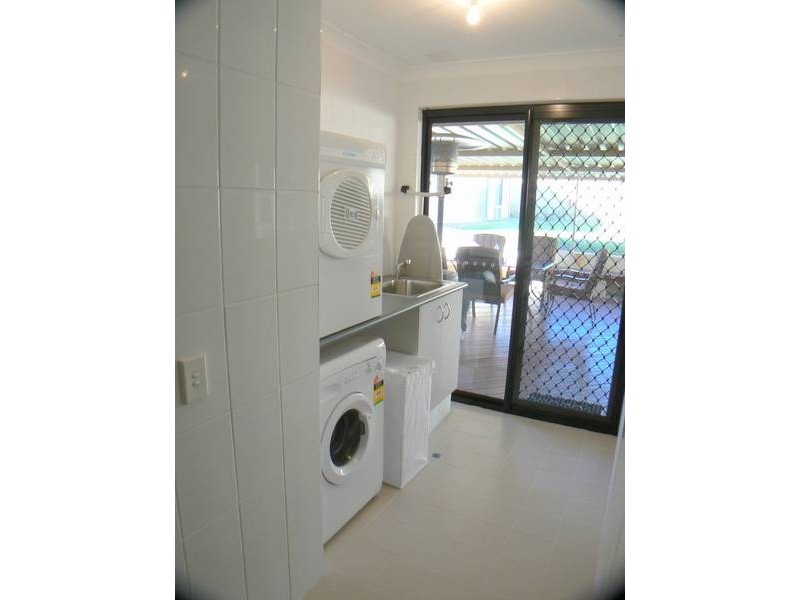 12 Magnolia Gardens, Yangebup WA 6164