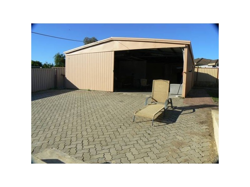 12 Magnolia Gardens, Yangebup WA 6164