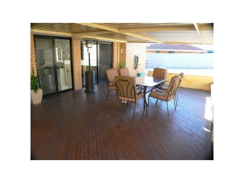 12 Magnolia Gardens, Yangebup WA 6164