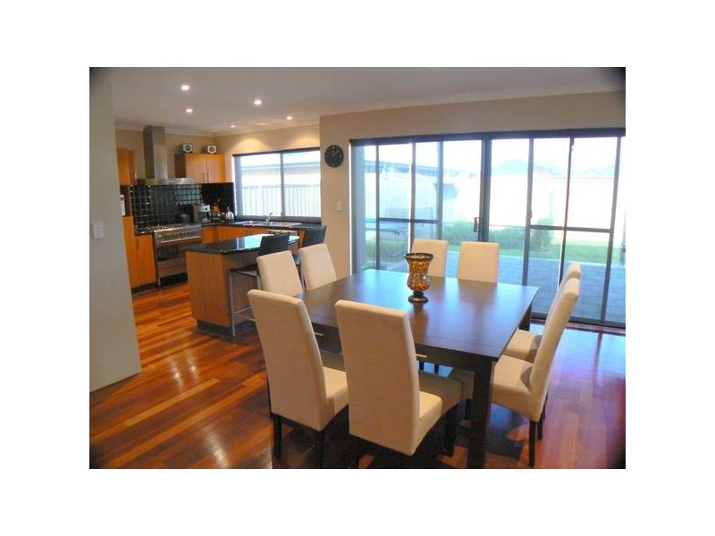 17 Catspaw Avenue, Beeliar WA 6164