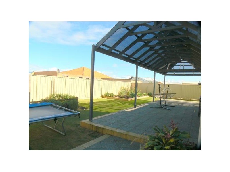 17 Catspaw Avenue, Beeliar WA 6164