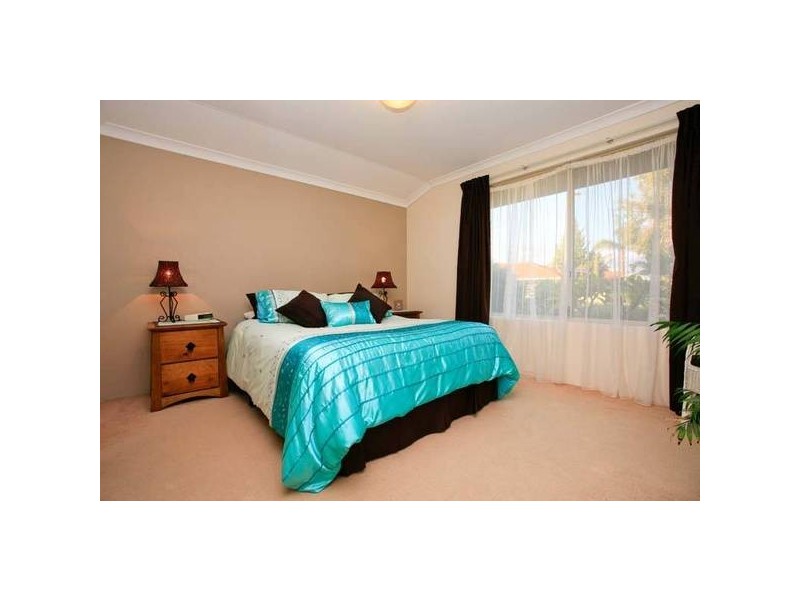 20 Folland Parade, Atwell WA 6164