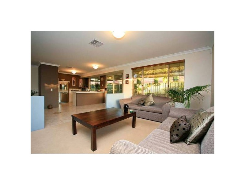 20 Folland Parade, Atwell WA 6164