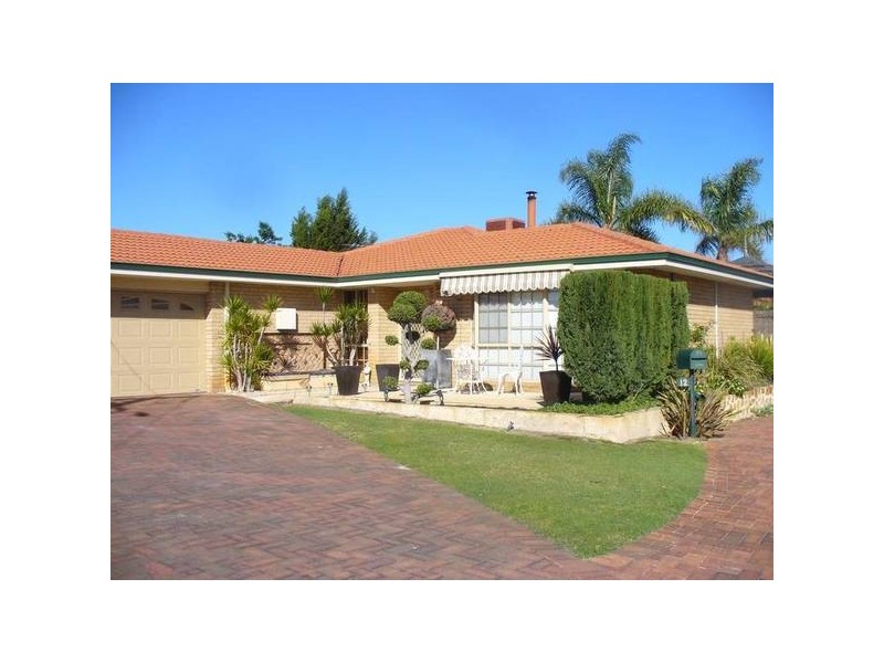12 CARNATION PLACE, Beeliar WA 6164