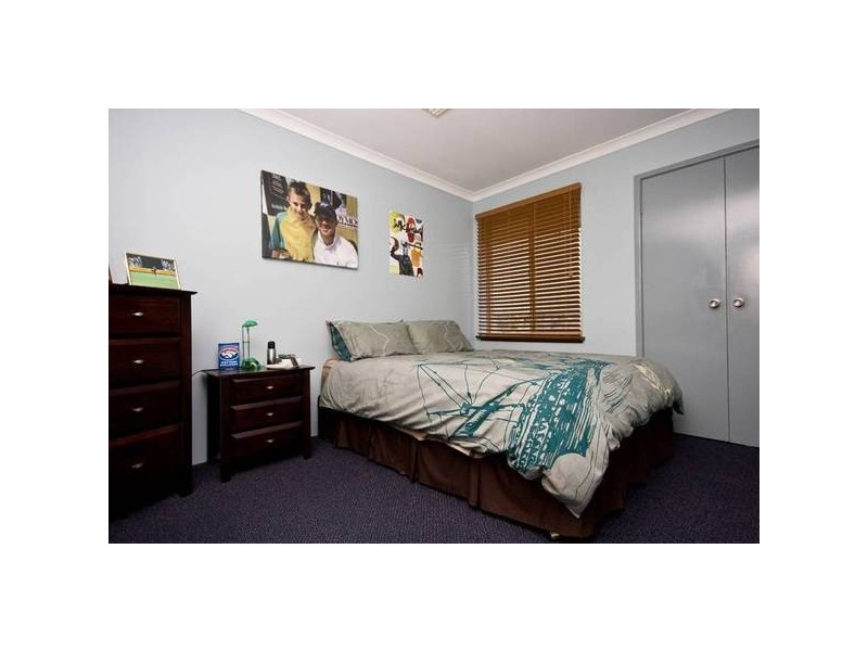 11 Tunis Place, Coogee WA 6166