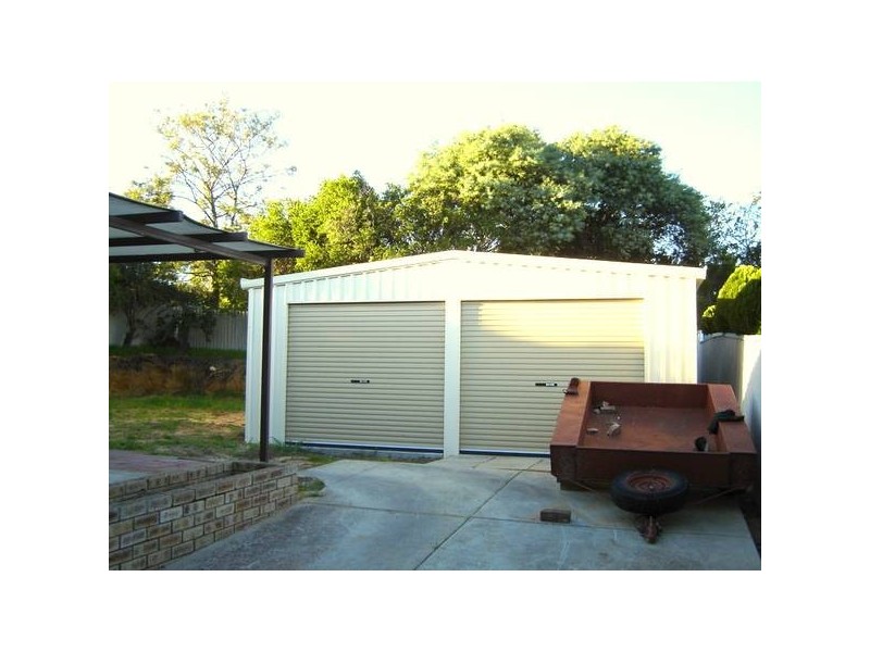 4 Glenbawn Drive, South Lake WA 6164