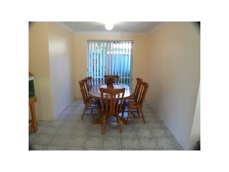 11 Jenniphur Court, Atwell WA 6164