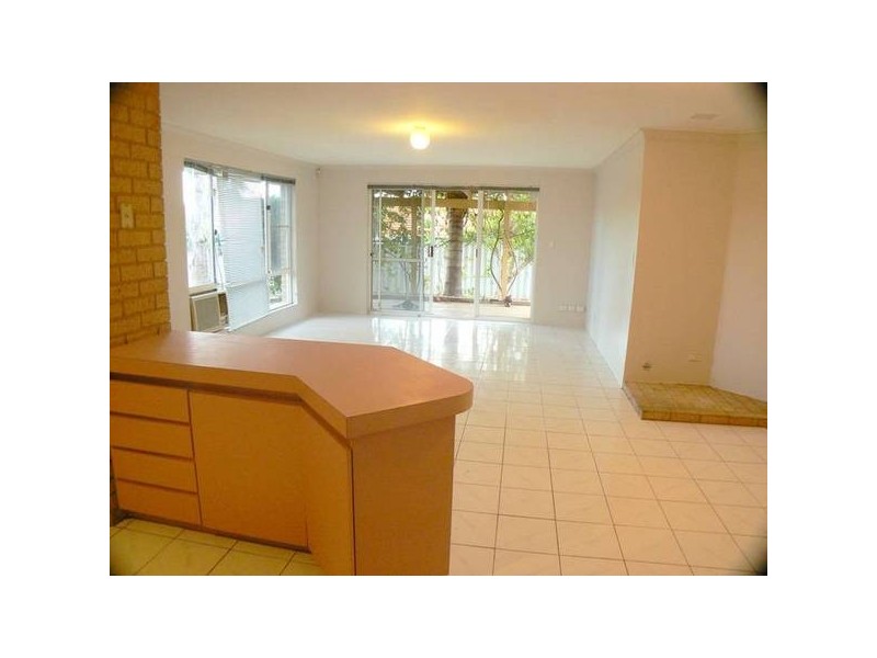 2 Cuvier Place, Yangebup WA 6164