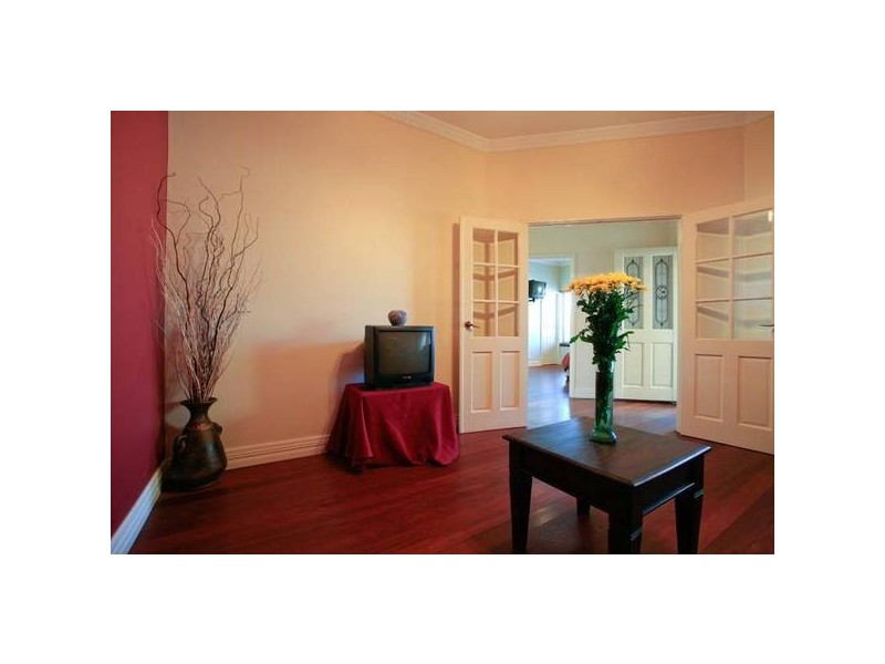 2 Sherbourne Corner, Success WA 6164