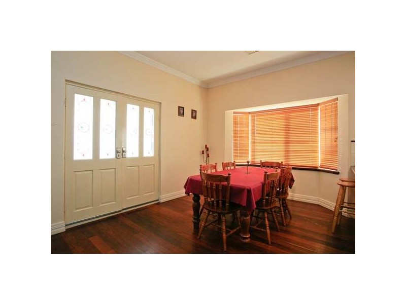 2 Sherbourne Corner, Success WA 6164