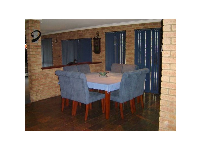 17 Allamanda Drive, South Lake WA 6164