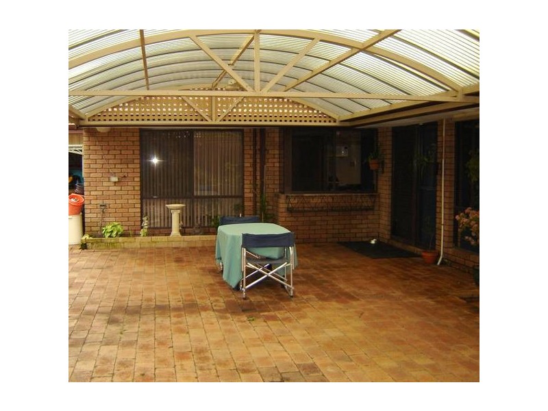 17 Allamanda Drive, South Lake WA 6164