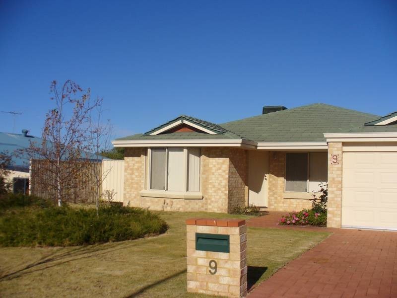 9 Callara Vista, Success WA 6164