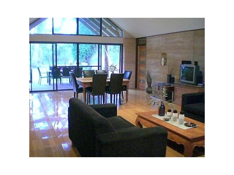 140 OLD DAIRY COURT, Oakford WA 6121